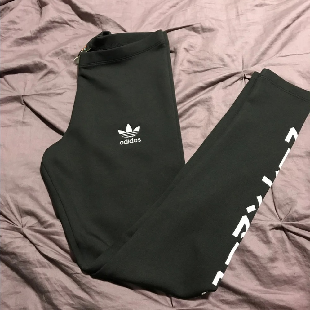 Adidas leggings